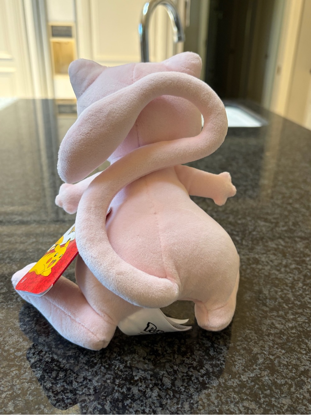 POKEMON• 9 inch Mew stuffed animal • NWT - Picture 2 of 4